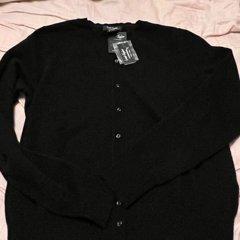 Brand new Lord  Taylor cashmere sweater